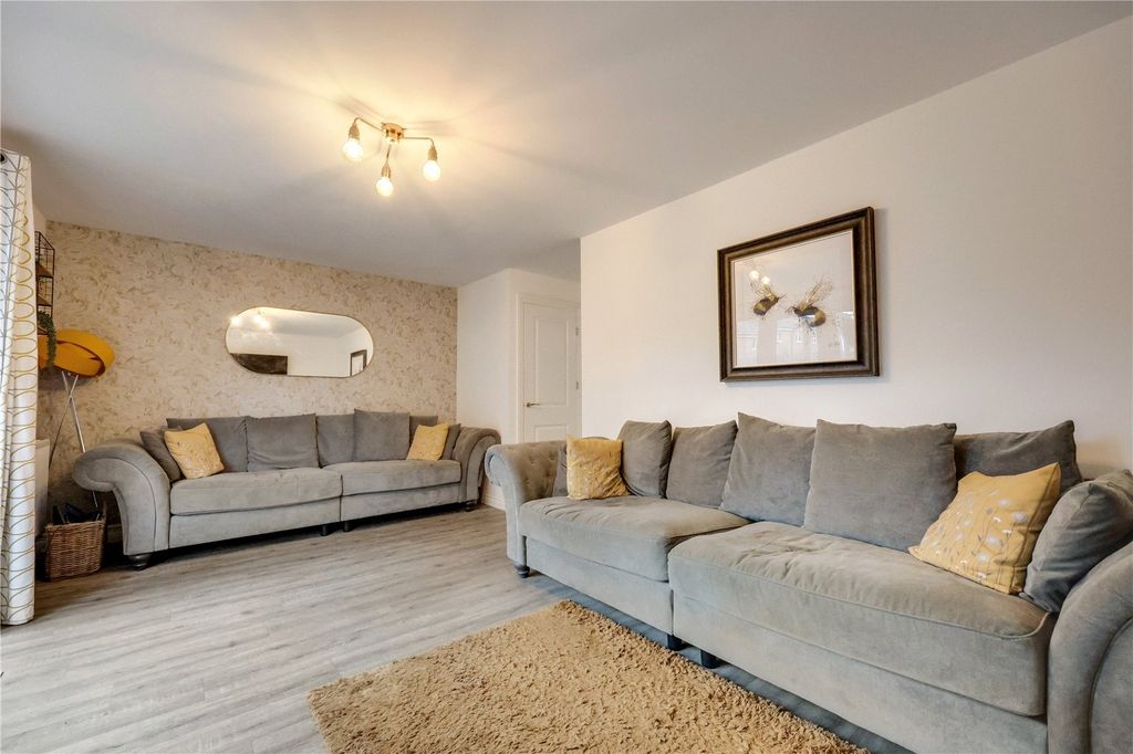 Property photo 3 of 15 Picture No. 06