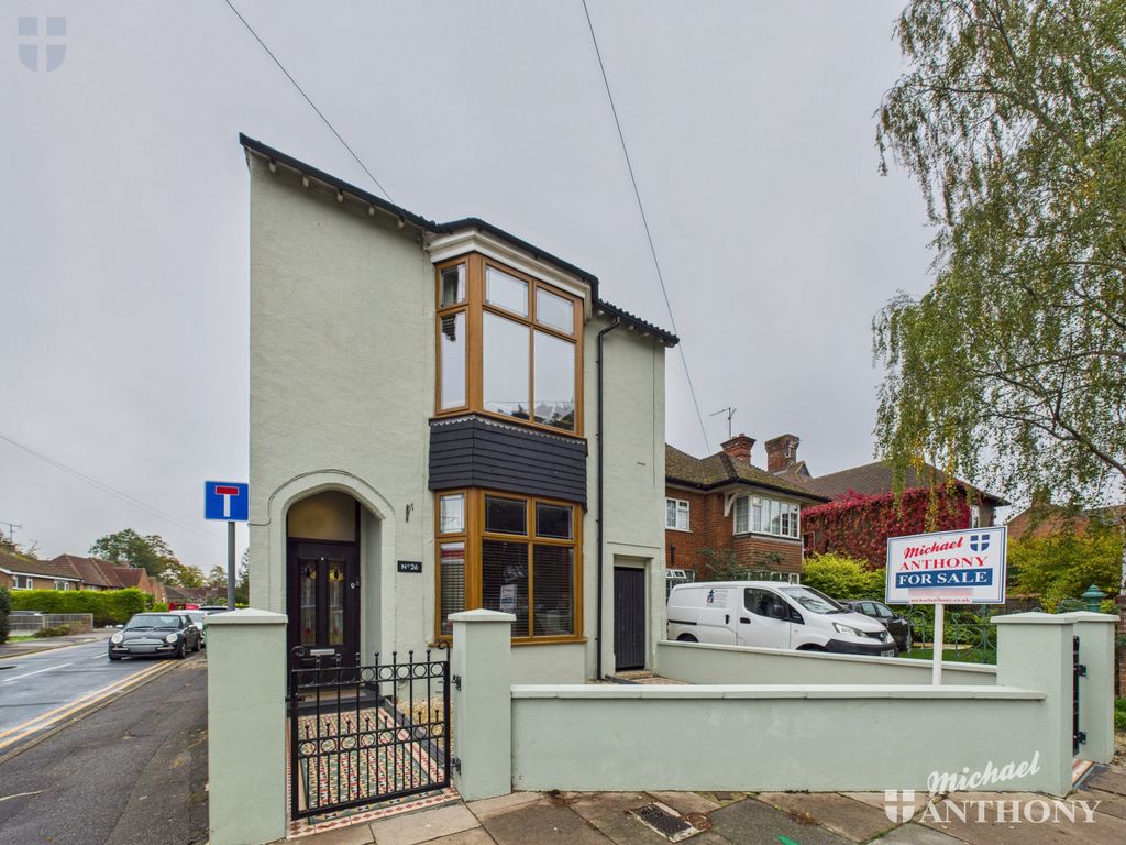 Property photo 1 of 24 Cam03852G0-Pr0451-Still002