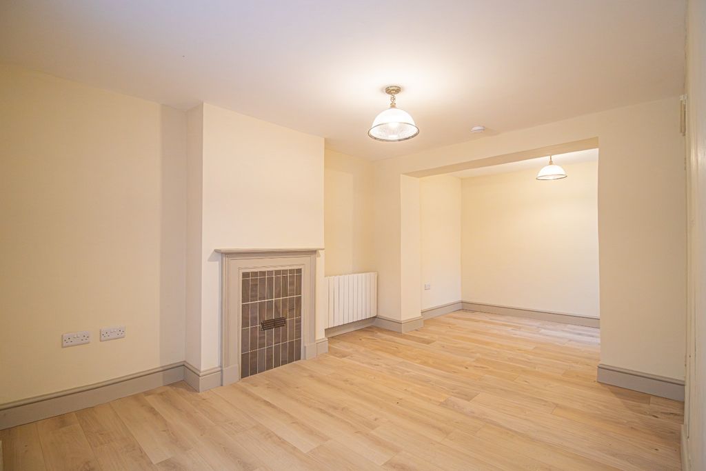 Property photo 2 of 14 5119284