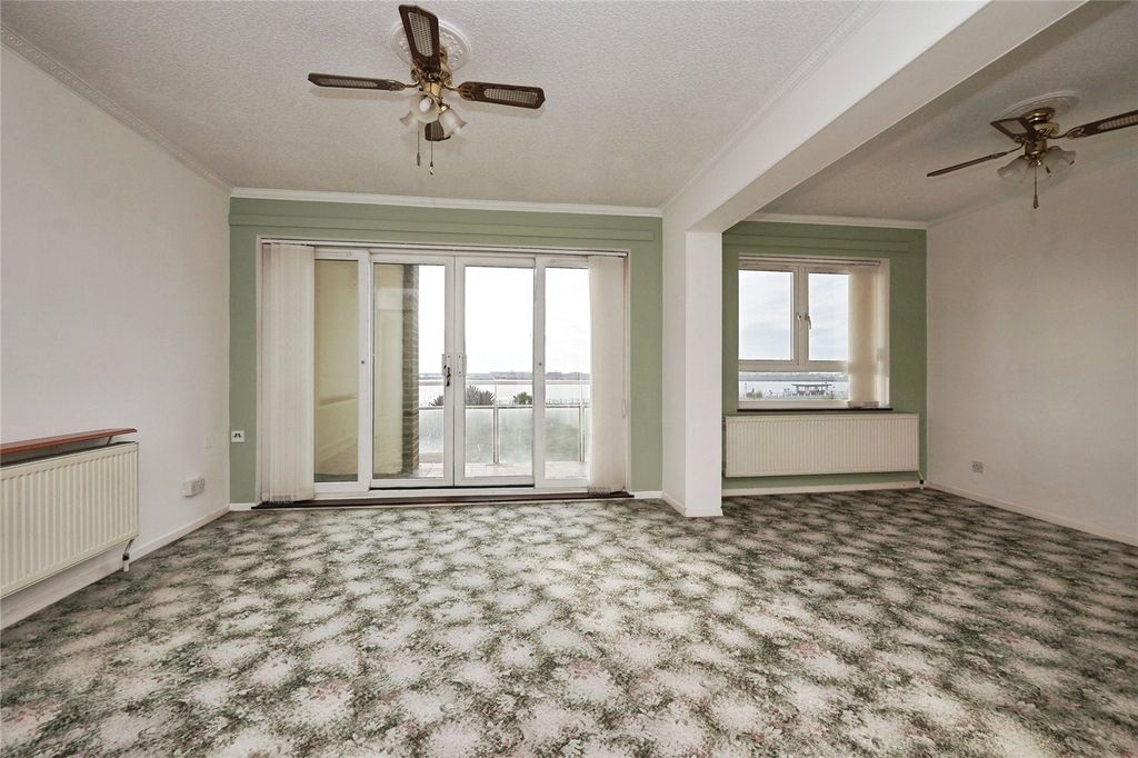 Property photo 2 of 18 Picture No. 20