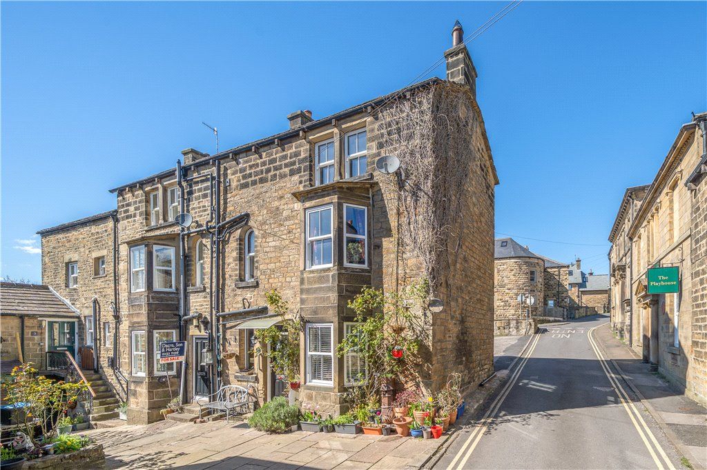 Property photo 1 of 15 1 The Cross Keys