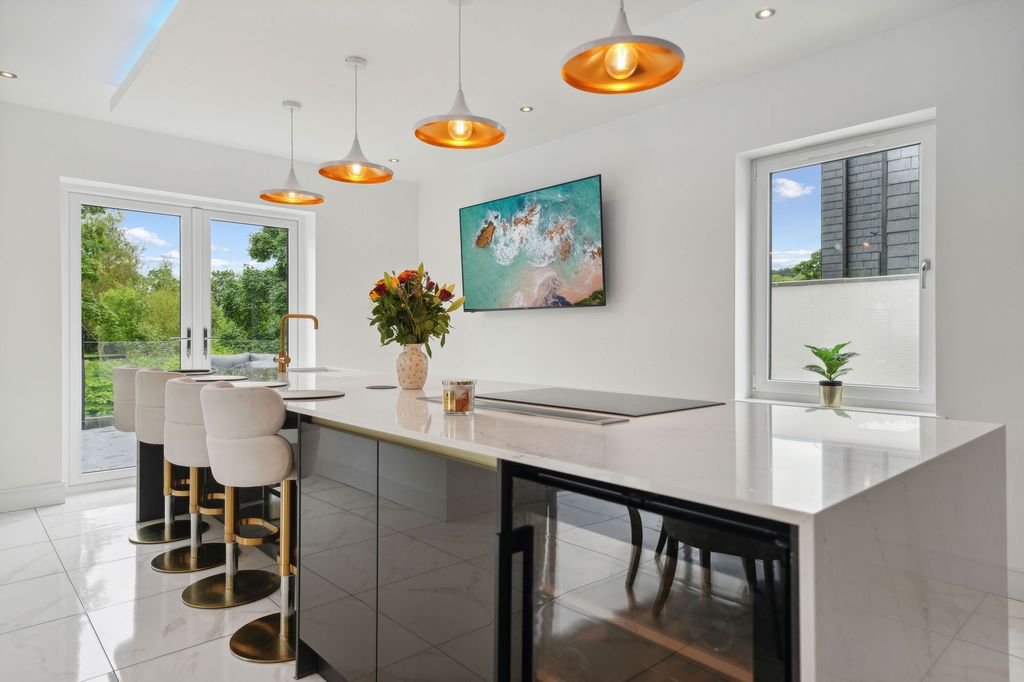 Additional image 7 of 4 bed detached house for saleClyde Grove, Crossford ML8