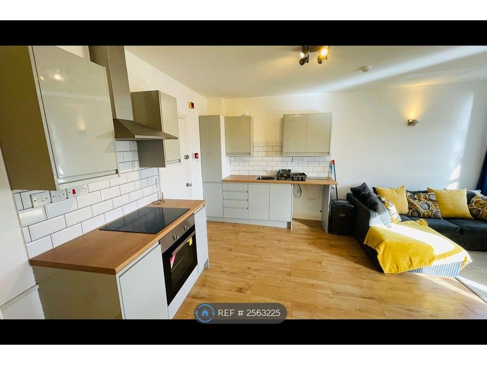 Property photo 3 of 16 Flat 9 Lounge/Kitchen/Diner