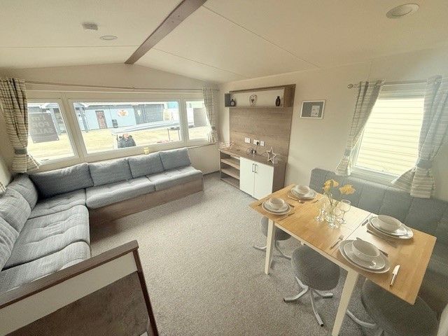 Property photo 1 of 5 Abi Trieste 2020 Car0063736 97332029.Jpeg