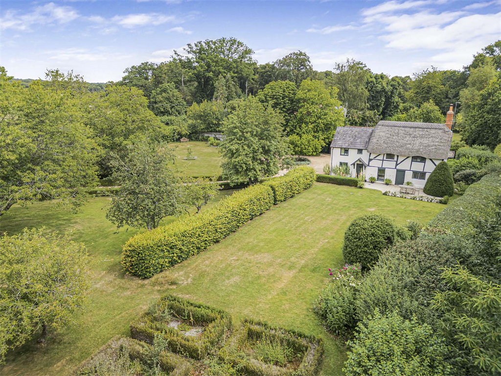 Property photo 1 of 35