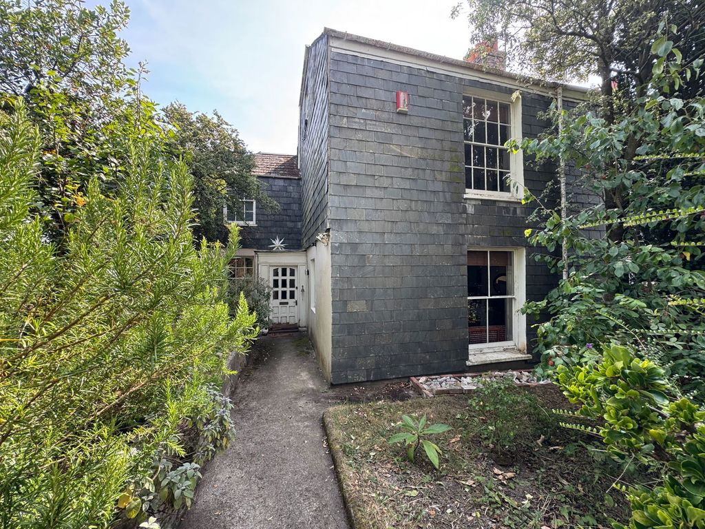 Property photo 1 of 24