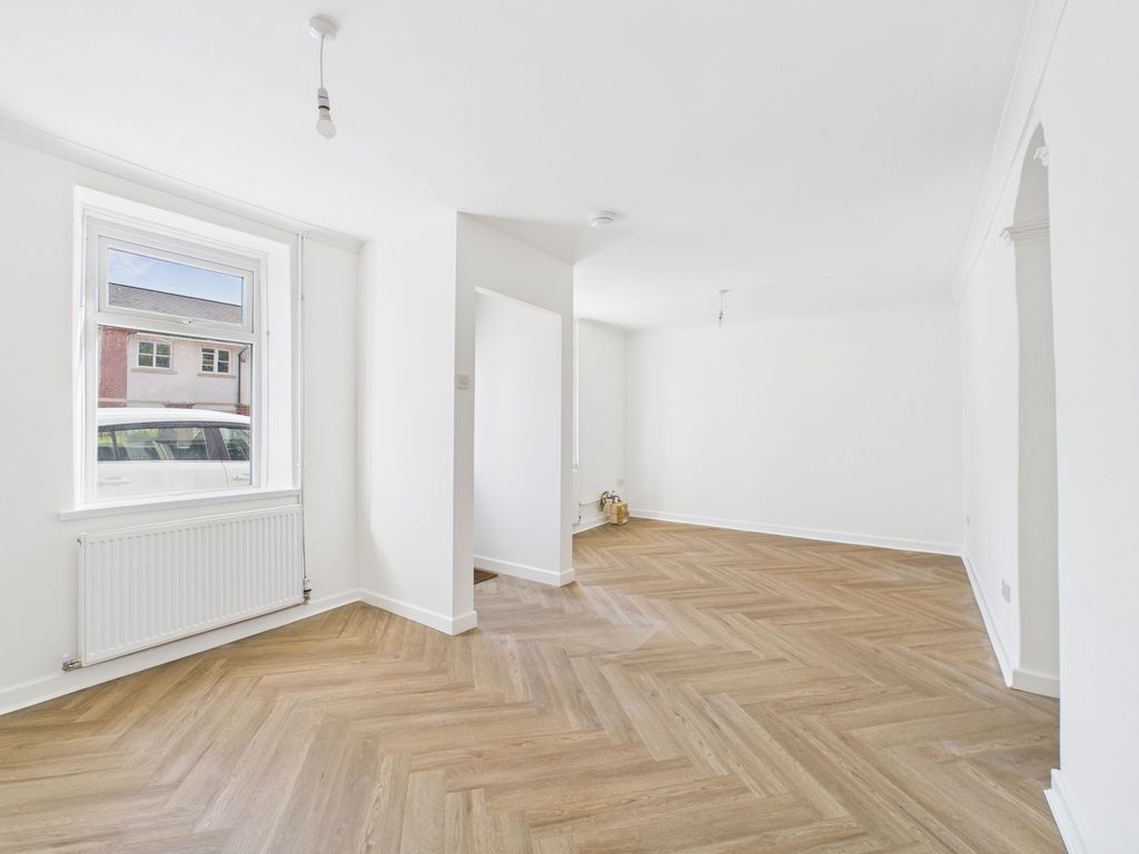 Property photo 1 of 26