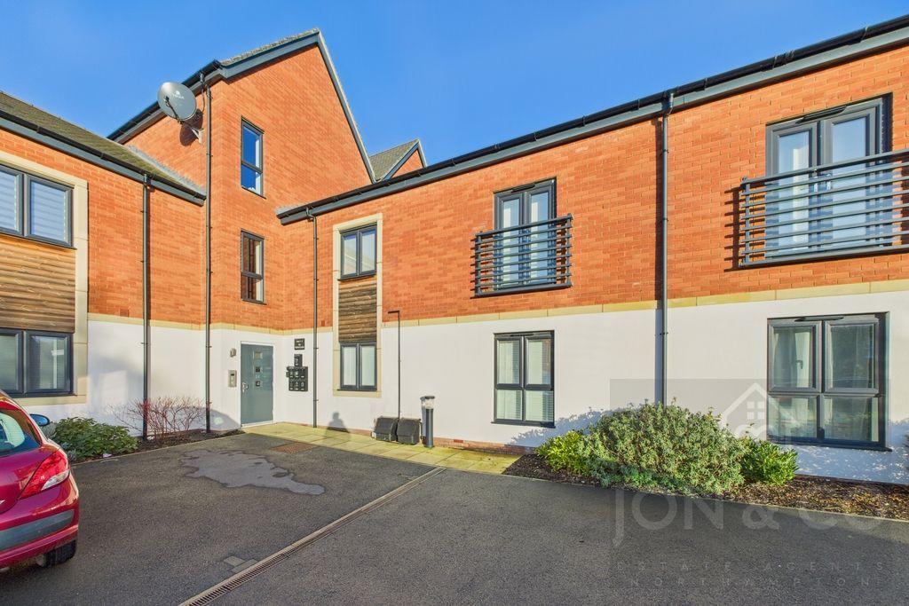 Property photo 2 of 9