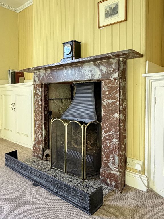 Property photo 3 of 23