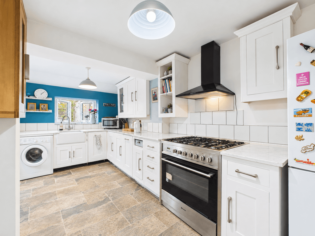 Property photo 2 of 11 Bright Modern Country Kitchen