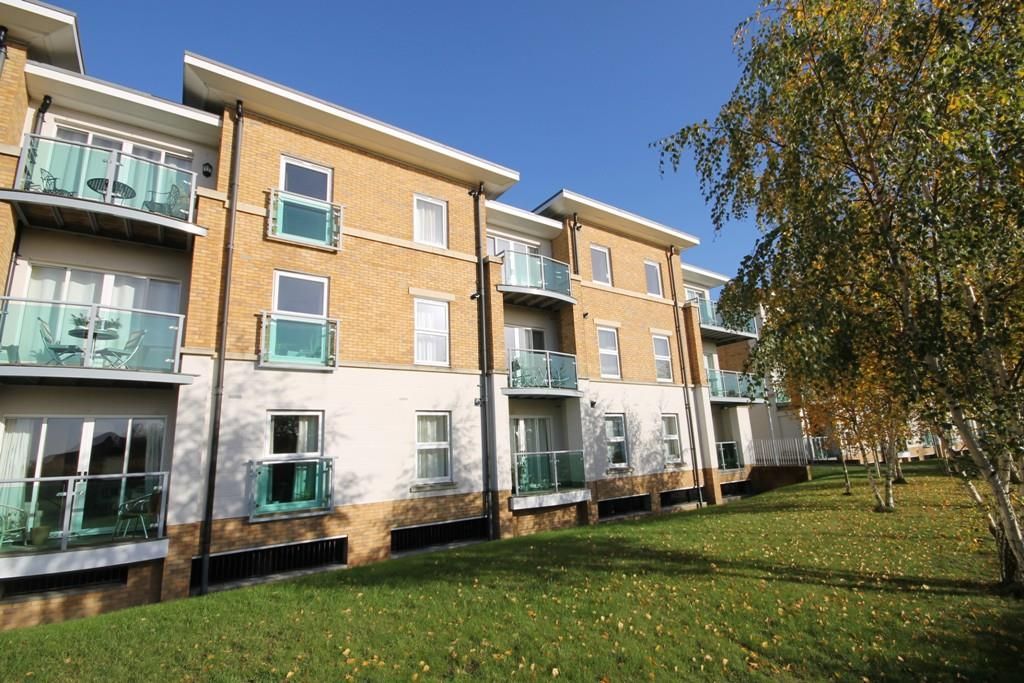 Additional image 16 of 2 bed flat for saleHighbury Drive, Leatherhead KT22