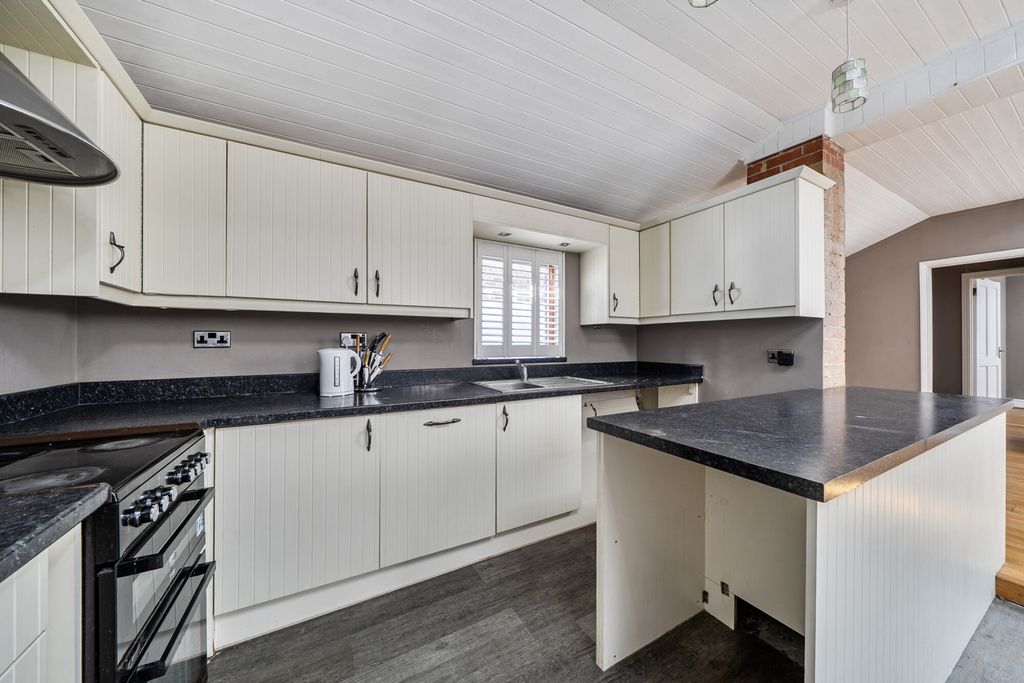 Property photo 2 of 19 1524355 (13).Jpg