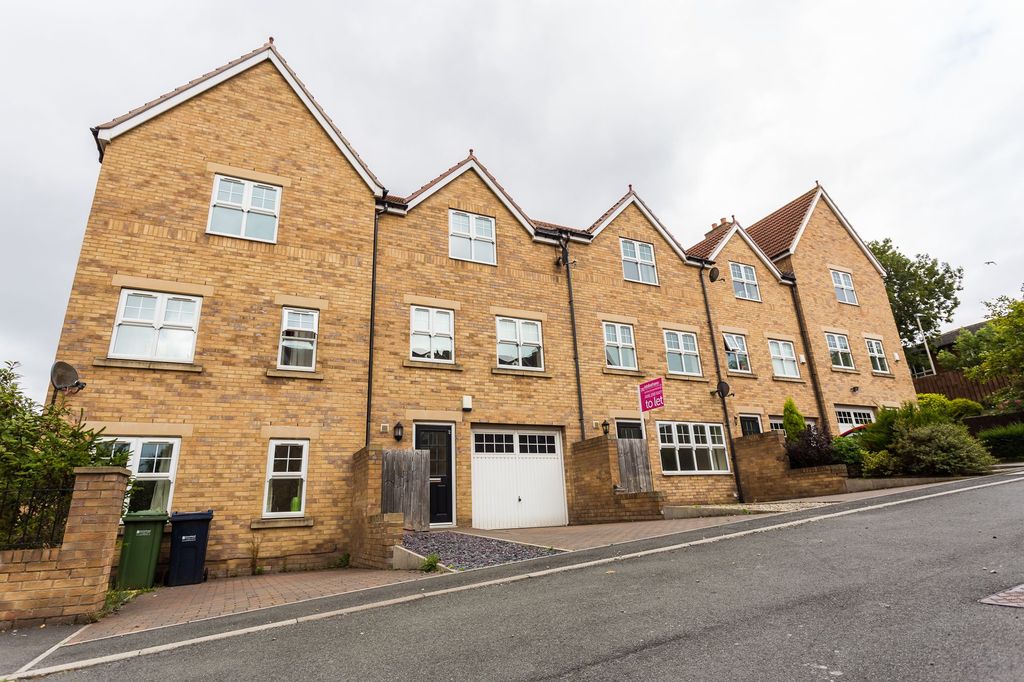 Property photo 1 of 6 External