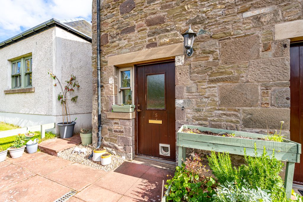 Property photo 3 of 26