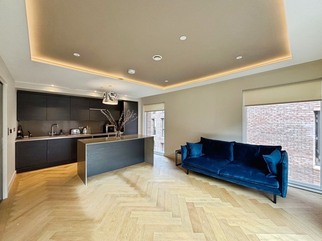 Property photo 2 of 13 Pbox-Img.Jpeg