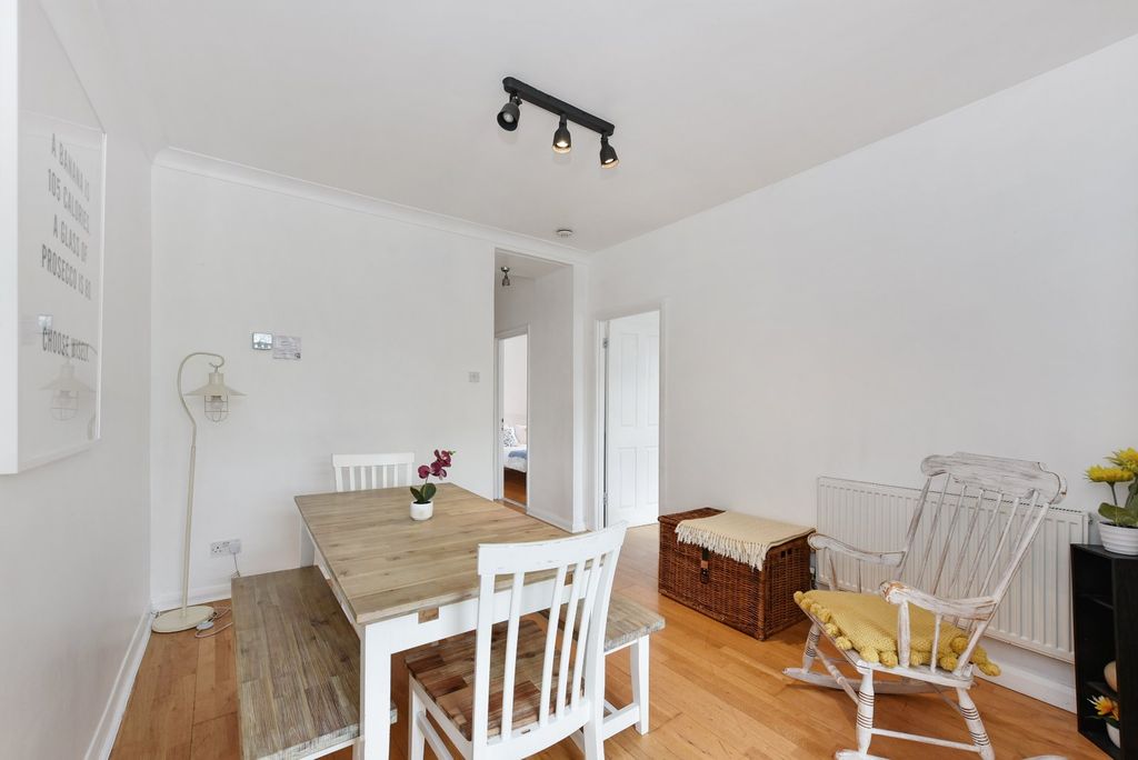 Property photo 3 of 11 Picture No. 06