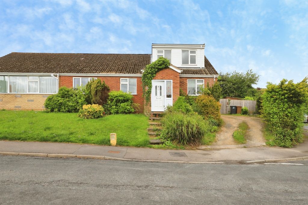 Property photo 1 of 17