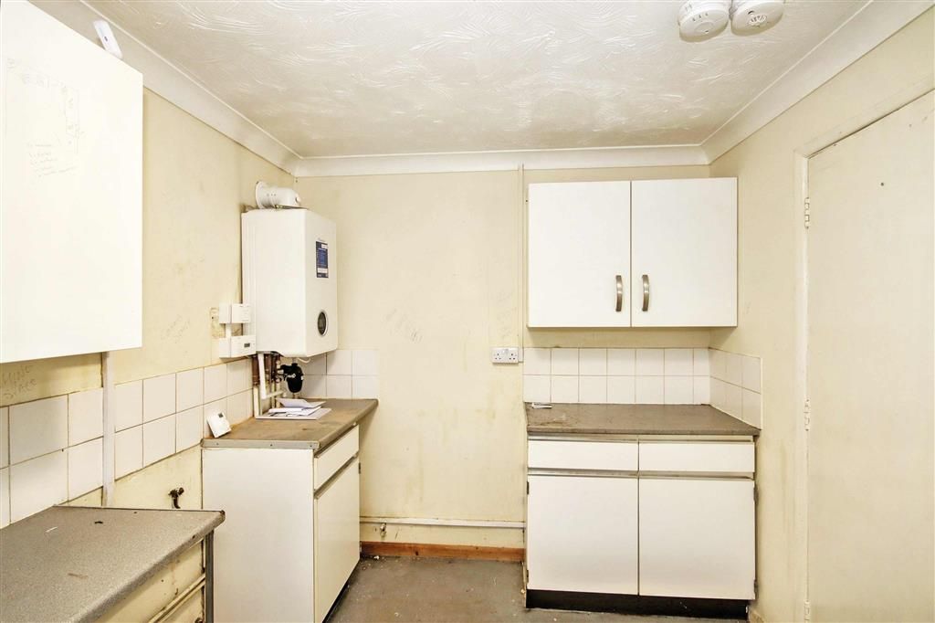 Property photo 2 of 5