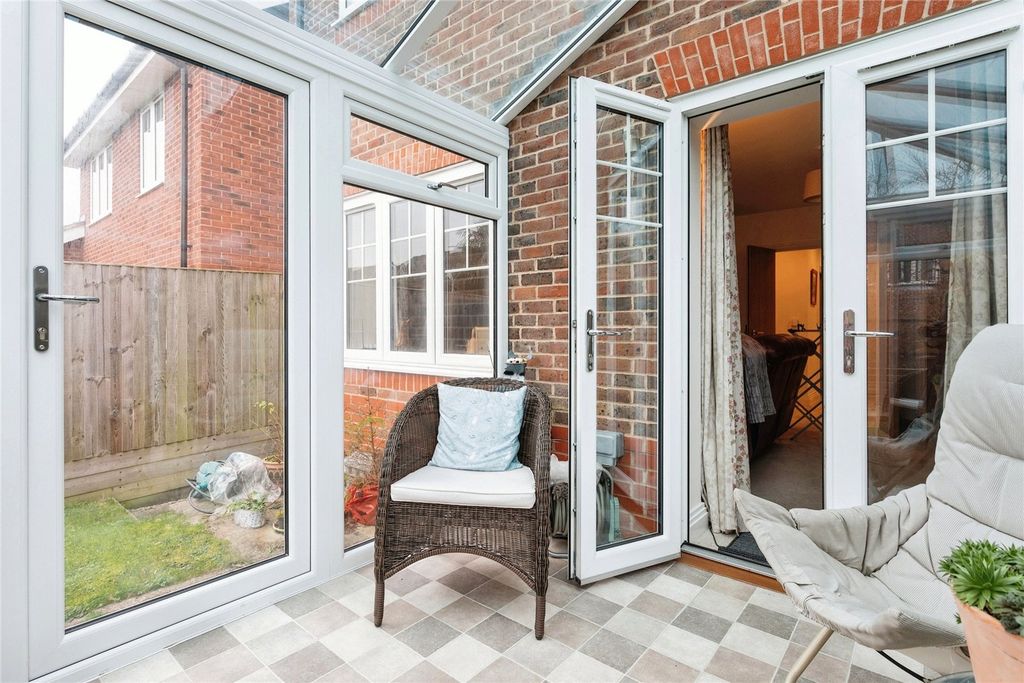 Property photo 3 of 15 Conservatory