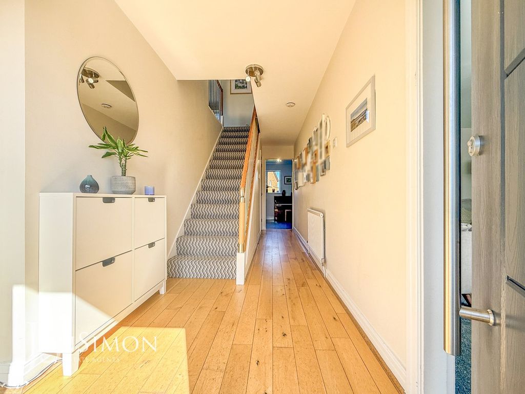 Property photo 3 of 40