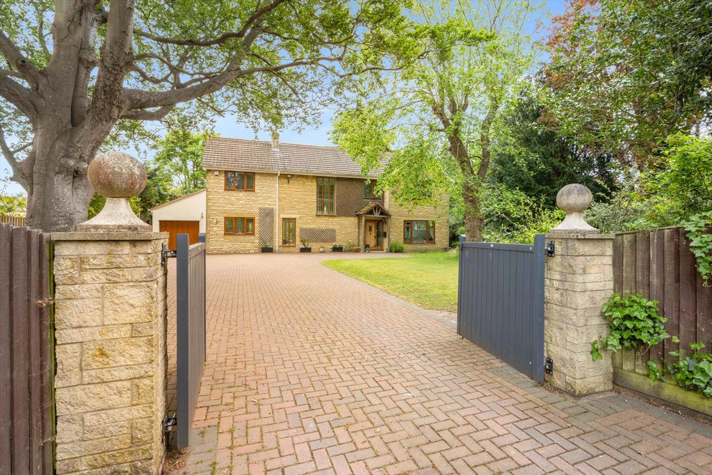 Property photo 1 of 21 Image