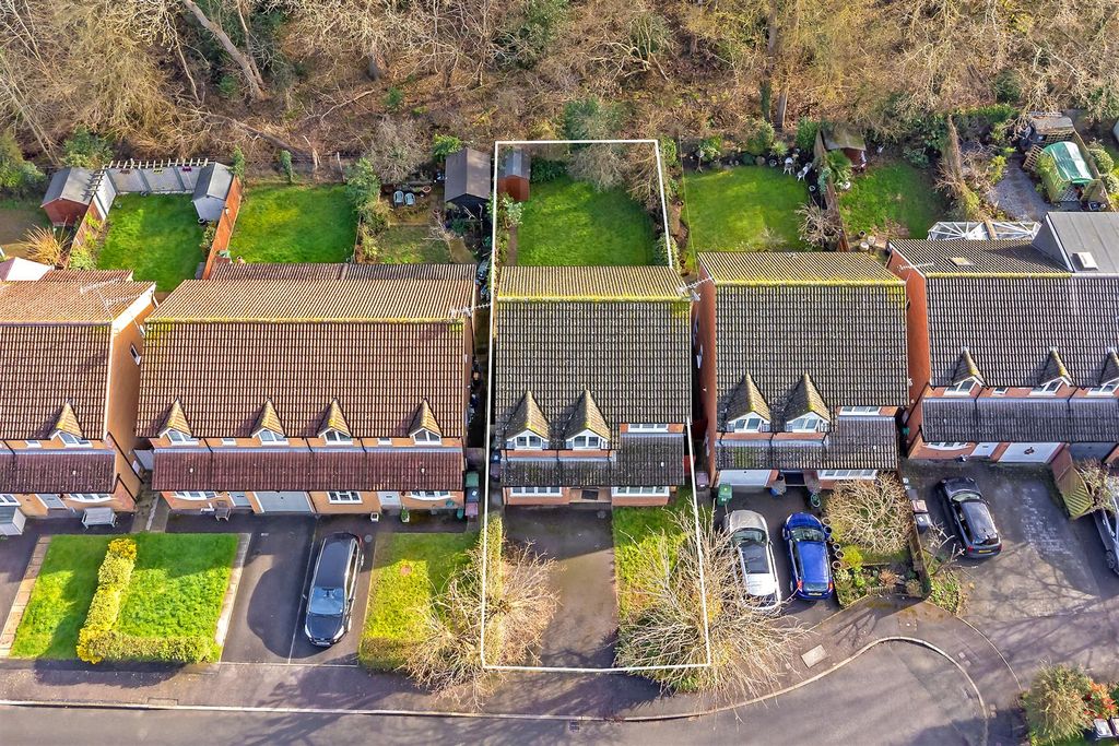 Property photo 3 of 20 35Wynchesfarmdrive-5.Jpg