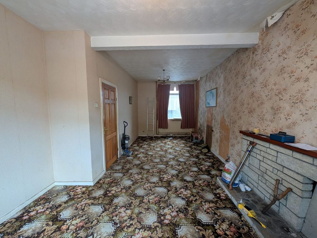 Property photo 2 of 14 Not Specified