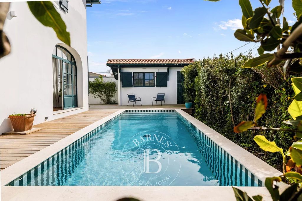 Property photo 3 of 24