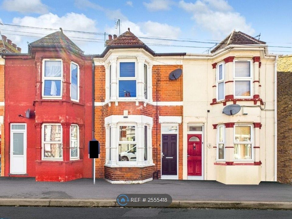 Property photo 2 of 11