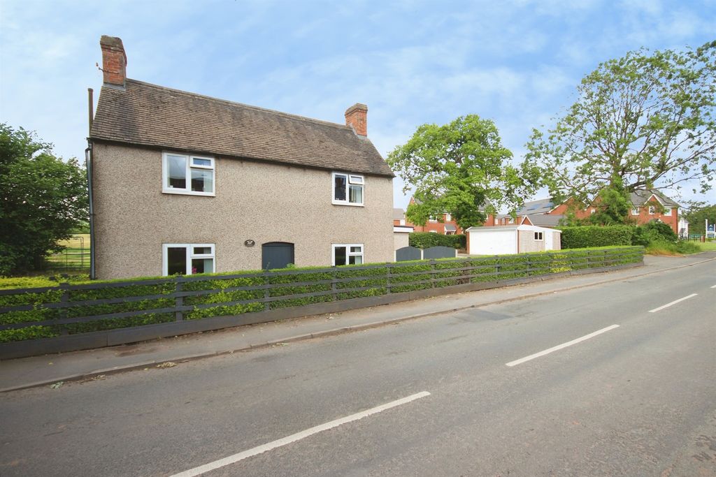 Property photo 1 of 18