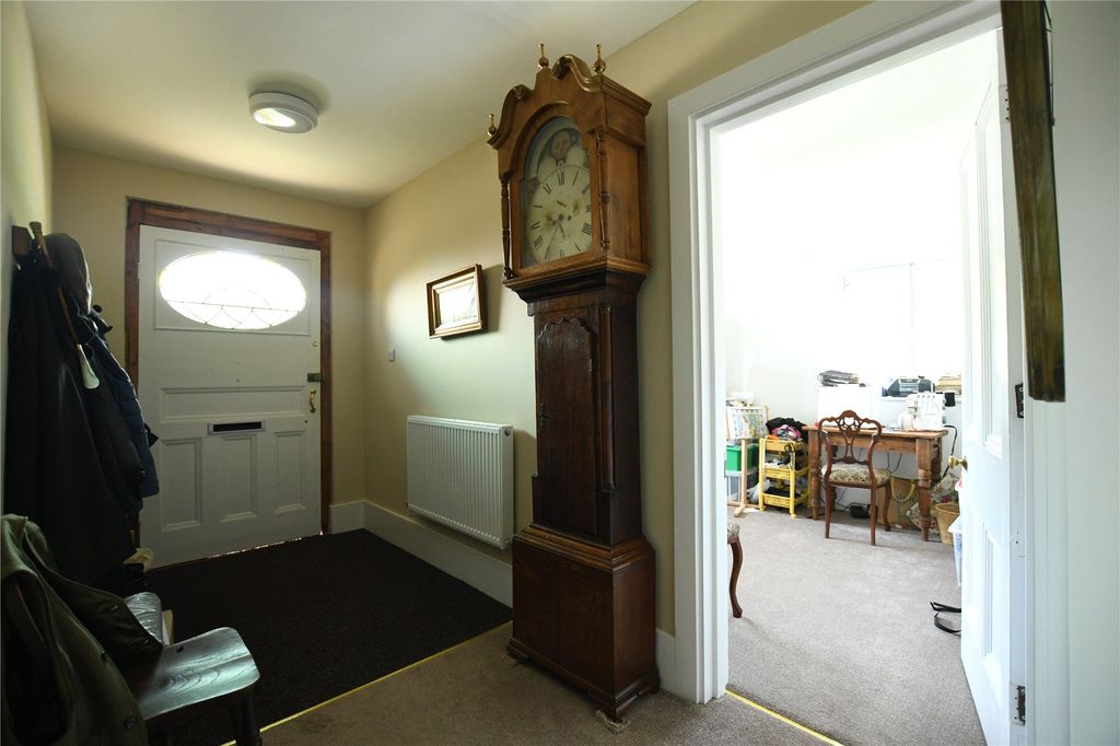 Property photo 3 of 30 Picture No. 03