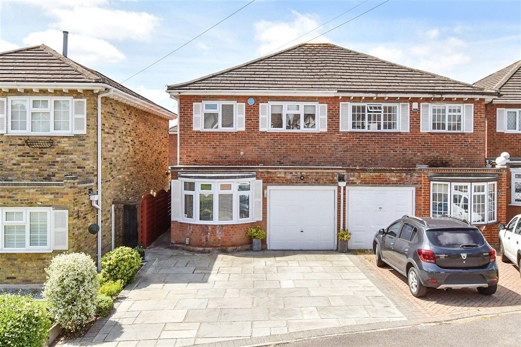 Property photo 1 of 12 External Web