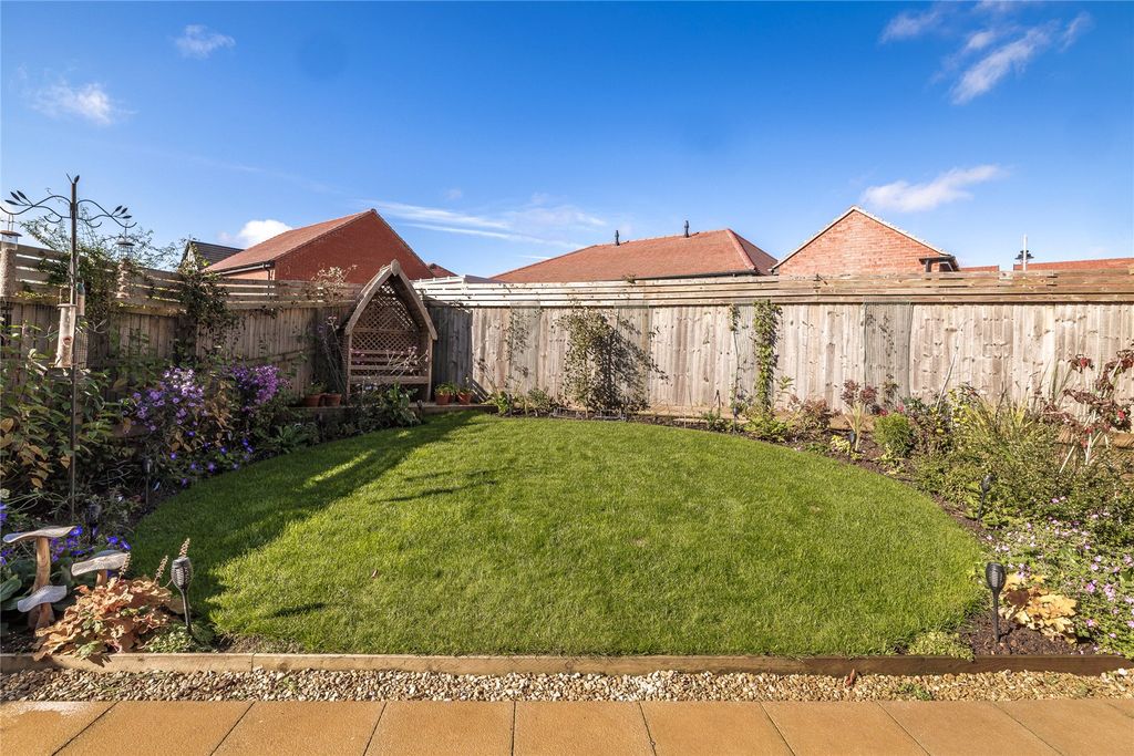 Property photo 3 of 15 Picture No. 26