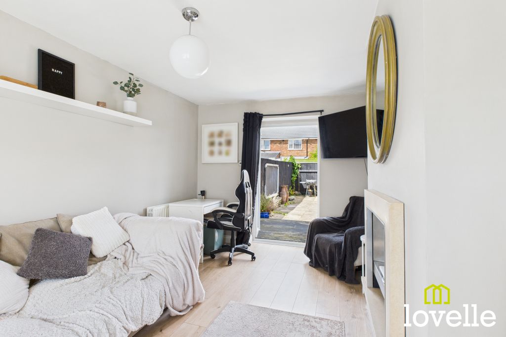 Property photo 3 of 13