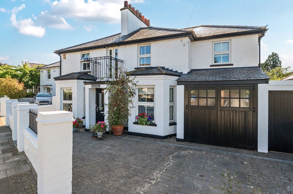 Property photo 1 of 25 1485748-18-6A469d...