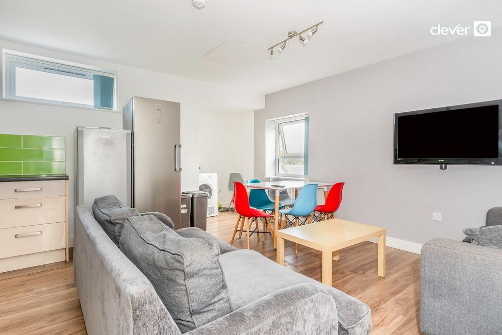 Property photo 3 of 20 20251009-_Dsc5851.Jpg