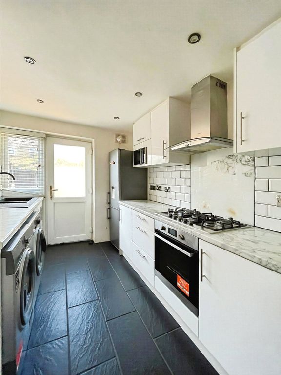 Property photo 1 of 10 Picture No. 01