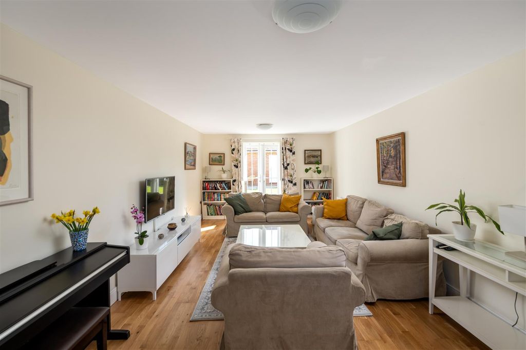 Property photo 2 of 20 64 Brookfield Drive Internals20.Jpg