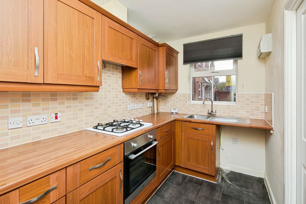 Property photo 3 of 16