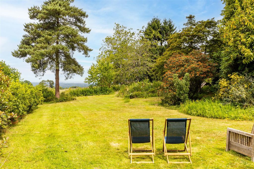 Property photo 3 of 40