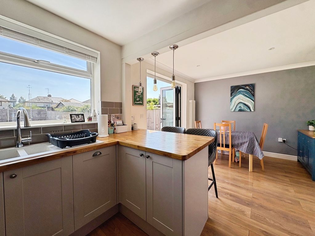 Property photo 2 of 13 Pbox-Img.Jpg