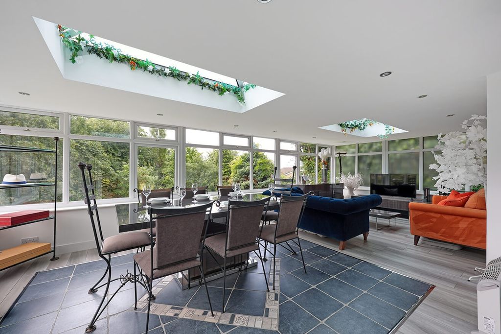 Property photo 3 of 27 3789788