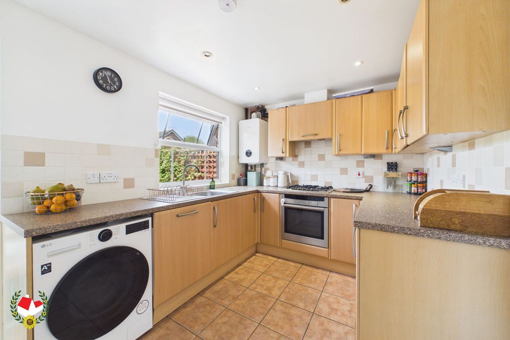 Property photo 3 of 17
