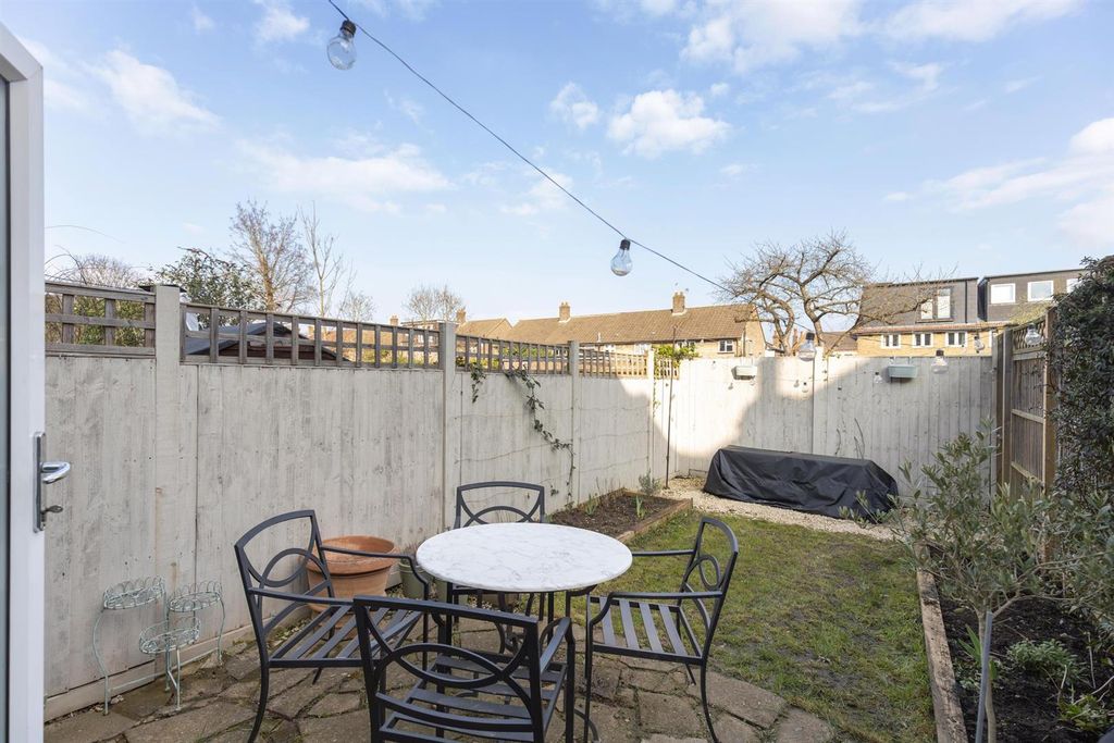 Property photo 2 of 15 Pbck8991.Jpg