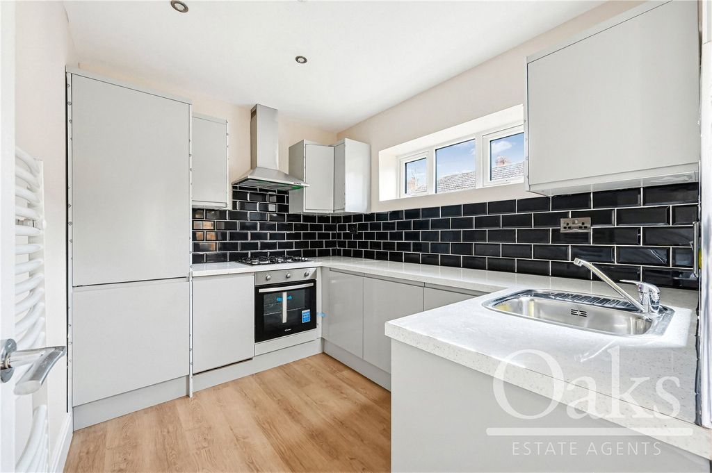 Property photo 3 of 8 Picture No. 05