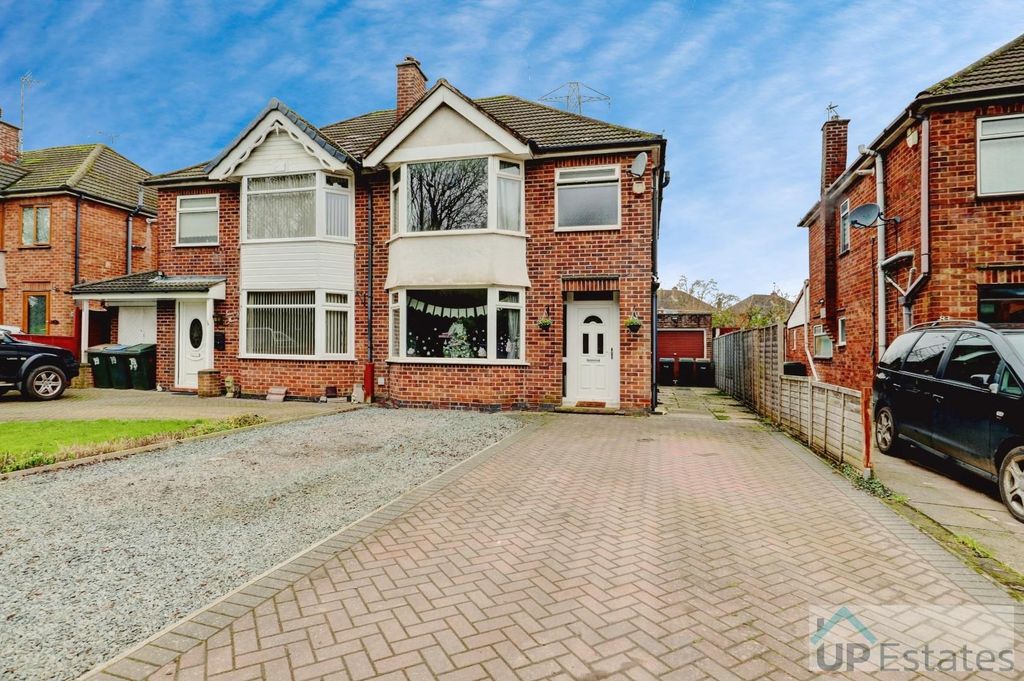 Property photo 1 of 26