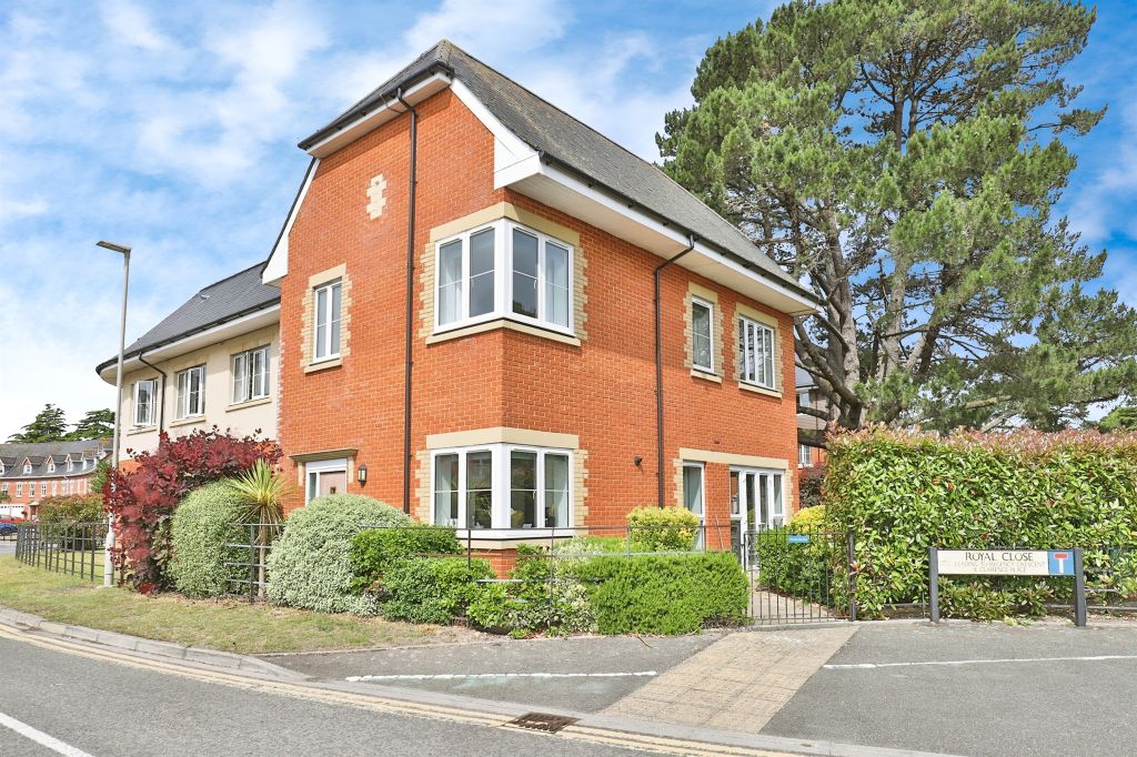 Property photo 1 of 17