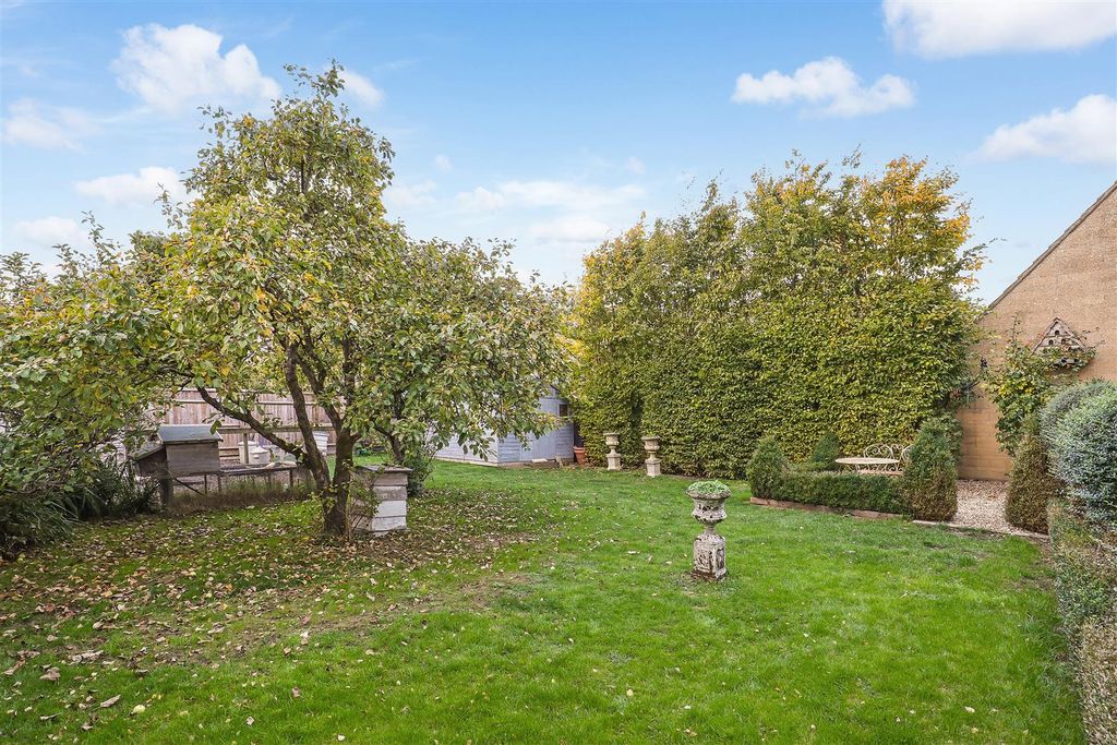 Property photo 2 of 25 Sketch_Ph34_6260674.Jpg