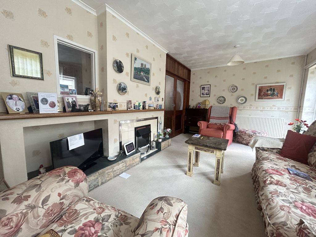 Property photo 2 of 18 Img_5284
