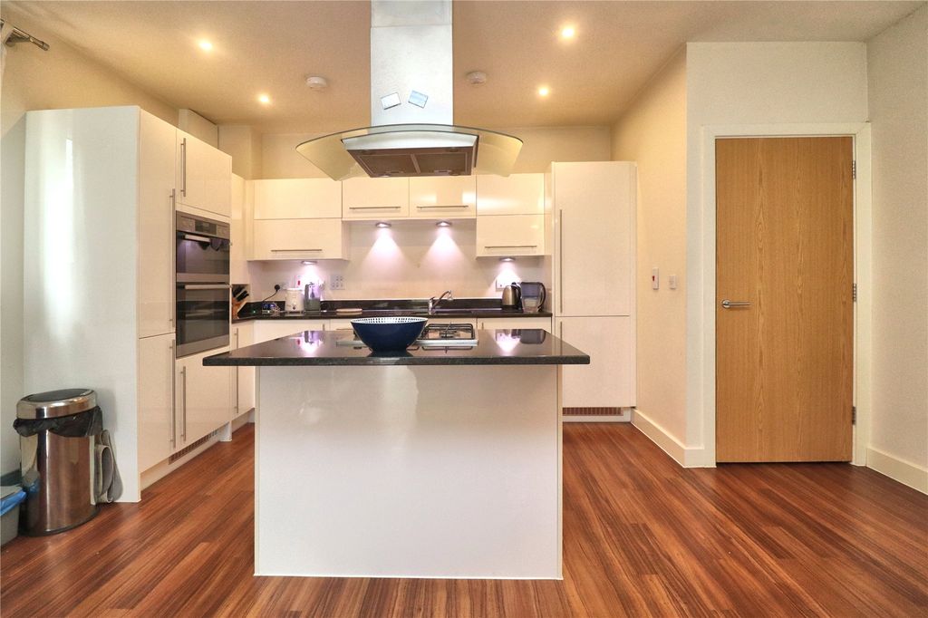 Property photo 2 of 13 Picture No. 09